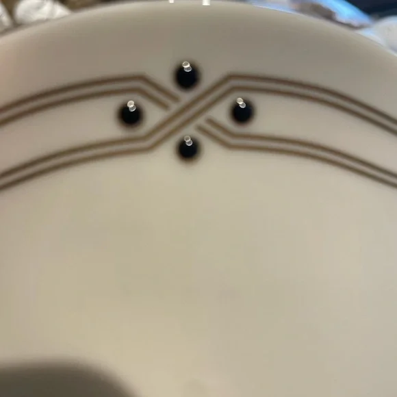 Lenox Vanguard bowel - Picture 5 of 5